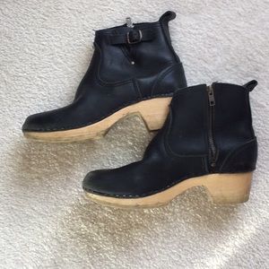 No. 6 leather clog boots